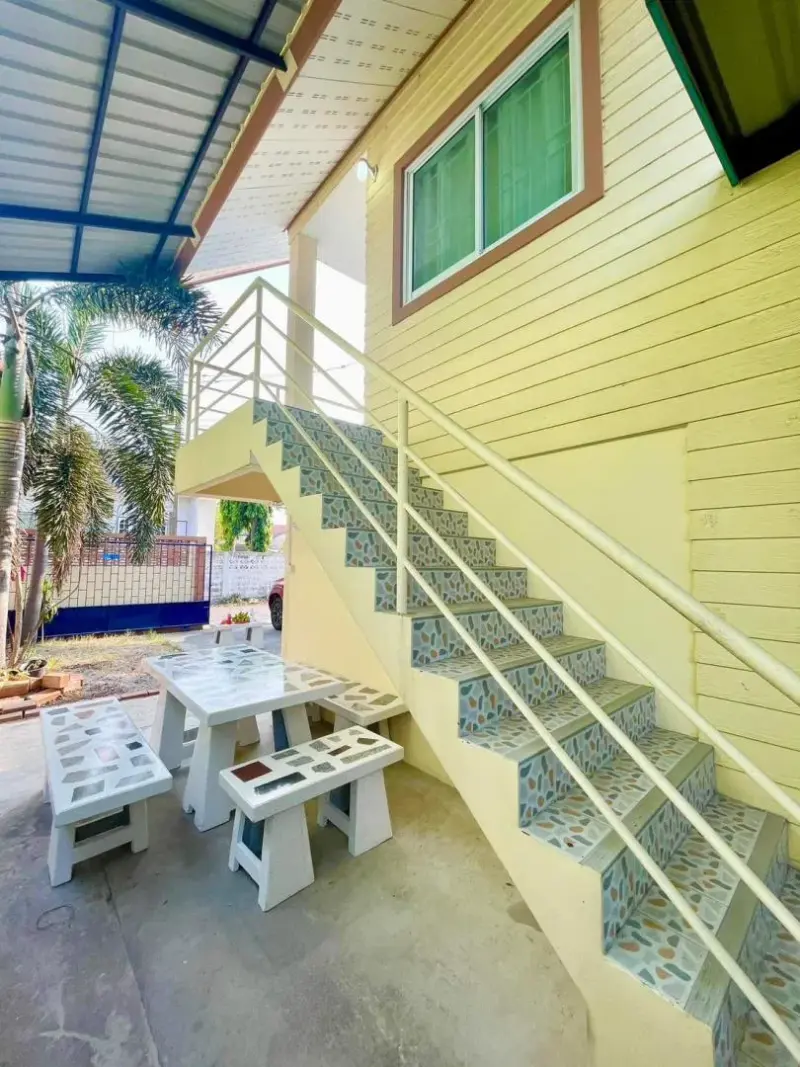 ภายนอก Enjoy ซ.9 บางแสน