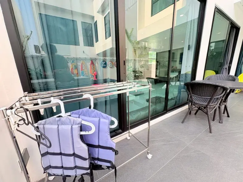 ภายนอก Hidden Space Pool villa 3