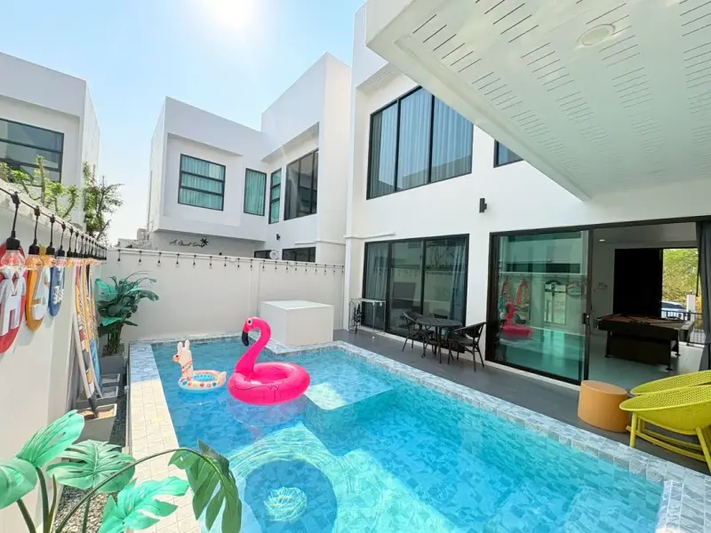 ภายนอก Hidden Space Pool villa 3