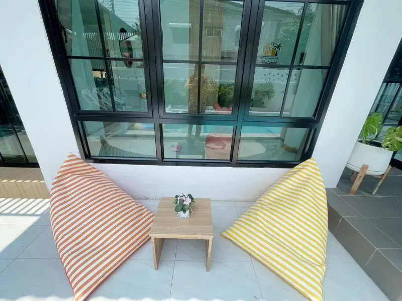 ภายนอก Mojinei Pool Villa บางแสน